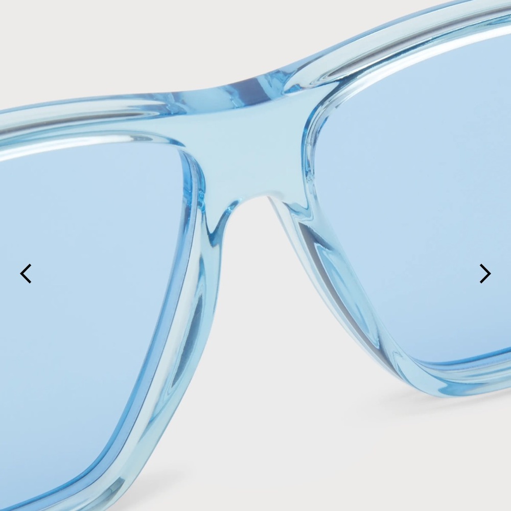 Salvatore Ferragamo SF1077S Sunglasses - Picture 6 of 10
